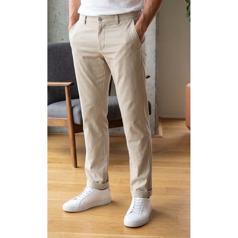 Under Armour Showdown Golf Pants 1347389 Men's Size 32x30 Khaki Tan Straight Leg